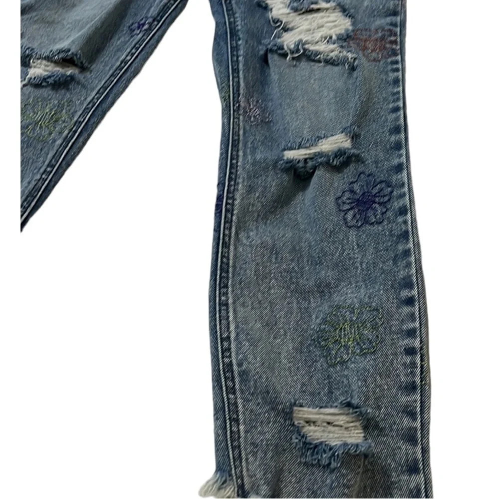 Distressed Embroidered Floral Boyfriend Jeans Raw Hem Boho Grunge Size 9 - Picture 4 of 10